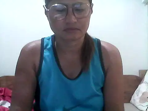 nathalie0045 online show from 07-25-26, 10:49