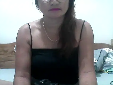 nathalie0045 online show from 02-20-26, 07:10