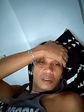 Snapshot of Creamycumdollx chatting on 11-23-25, 01:21 Creamycumdollx online show from 11-23-25, 01:21