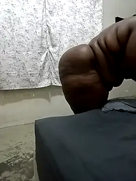 ASSQUEEN37Xx online show from 03-03-26, 06:15