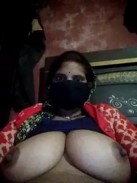 Snapshot of Jyoti_chauhan chatting on 10-28-25, 12:11 Jyoti chauhan online show from 10-28-25, 12:11