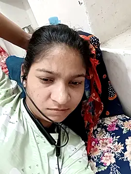 Snapshot of Hotty-sofiya chatting on 10-13-25, 04:52 Hotty-sofiya online show from 10-13-25, 04:52