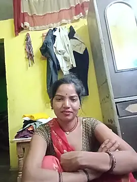 Snapshot of Seema_guptaji chatting on 06-02-26, 09:15 Seema guptaji online show from 06-02-26, 09:15