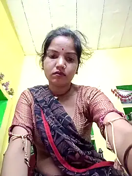 Snapshot of Seema_guptaji chatting on 05-06-26, 09:52 Seema guptaji online show from 05-06-26, 09:52