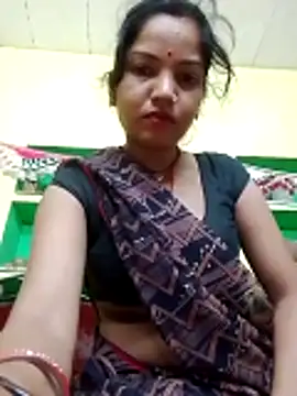 Snapshot of Seema_guptaji chatting on 05-23-26, 10:31 Seema guptaji online show from 05-23-26, 10:31
