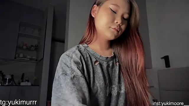 iamyuki online show from 03-21-26, 01:40