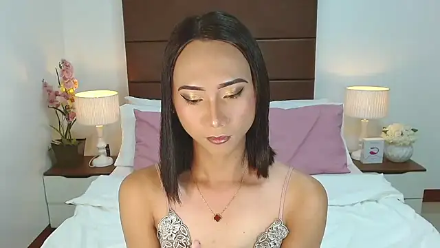 BlaireWilzon online show from 09-08-25, 08:19