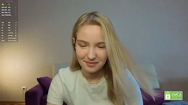 HongTomczak online show from 06-18-26, 07:51