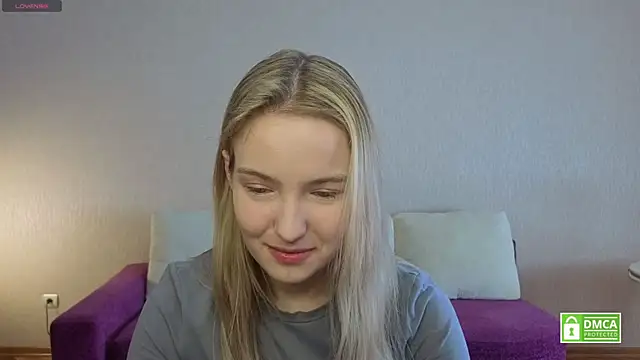 HongTomczak online show from 06-20-26, 07:46