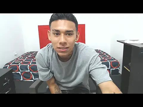 Snapshot of sebasbight chatting on 09-20-25, 08:03 sebasbight online show from 09-20-25, 08:03