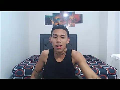 Snapshot of sebasbight chatting on 10-01-25, 09:29 sebasbight online show from 10-01-25, 09:29