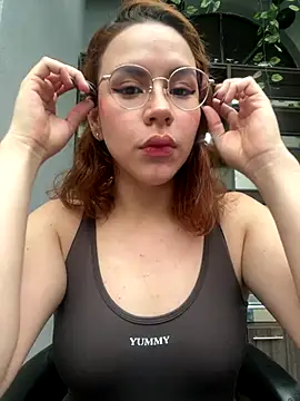 Celineblossom  online show from 10-11-25, 04:41