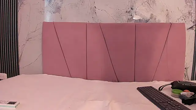 Mia Duarte1 online show from 07-17-26, 07:22