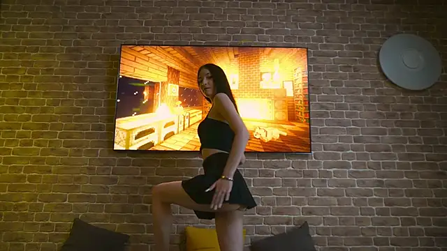 LessyLuiz online show from 09-10-25, 11:15