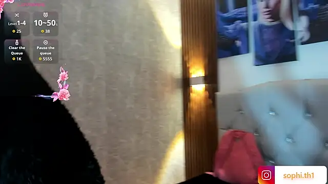 Sophi Thaylorr online show from 09-26-25, 01:40