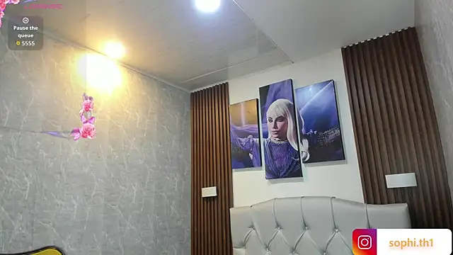 Sophi Thaylorr online show from 10-01-25, 12:53