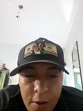 Snapshot of Jrivera22 chatting on 12-02-25, 04:25 Jrivera22 online show from 12-02-25, 04:25