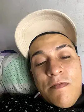 Snapshot of Jrivera22 chatting on 11-25-25, 11:27 Jrivera22 online show from 11-25-25, 11:27