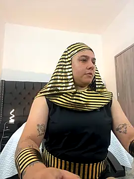 IanGilbert online show from 10-30-25, 09:01