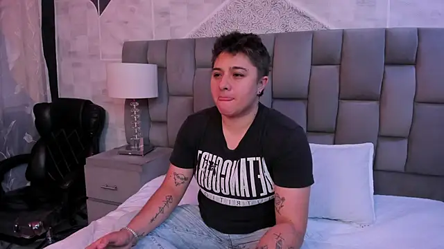 IanGilbert online show from 12-19-25, 07:33