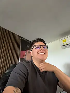 IanGilbert online show from 11-05-25, 06:00