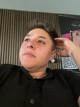 IanGilbert online show from 10-29-25, 04:50