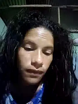 Snapshot of Lagataymoreno chatting on 11-06-25, 04:49 Lagataymoreno online show from 11-06-25, 04:49