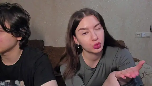 muuur fam online show from 11-18-25, 03:48