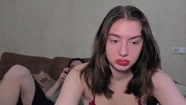 muuur fam online show from 10-18-25, 07:49