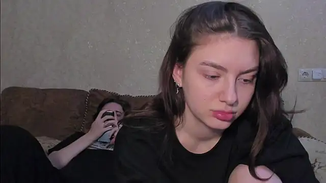 muuur fam online show from 11-30-25, 07:58