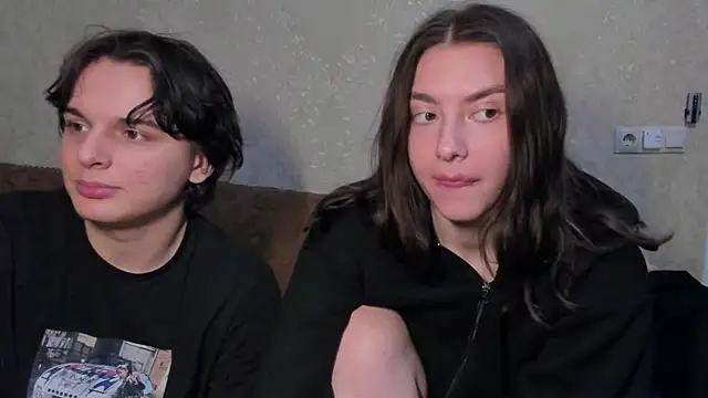 muuur fam online show from 10-12-25, 10:22