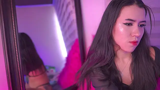  chloe moons  online show from 12-14-25, 04:23