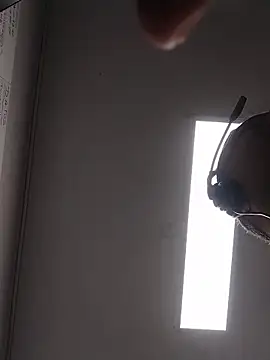 danigarci2307 online show from 02-02-26, 09:25