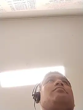 danigarci2307 online show from 02-19-26, 12:07