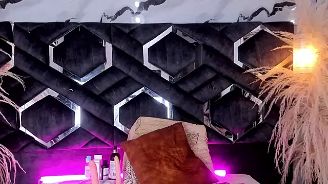 Zoe-Johnson  online show from 01-09-26, 09:55