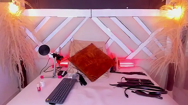 Zoe-Johnson  online show from 02-28-26, 09:47