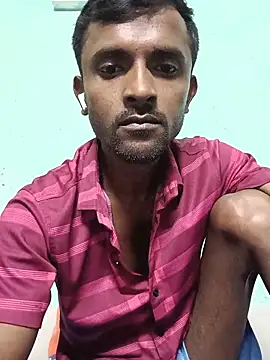 Snapshot of ShinuRoy chatting on 06-12-26, 02:26 ShinuRoy online show from 06-12-26, 02:26