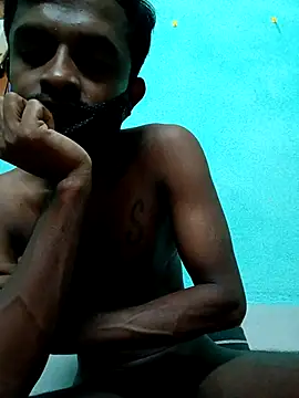 Snapshot of ShinuRoy chatting on 09-20-25, 05:29 ShinuRoy online show from 09-20-25, 05:29