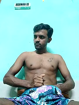 Snapshot of ShinuRoy chatting on 09-21-25, 10:48 ShinuRoy online show from 09-21-25, 10:48