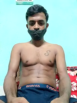 Snapshot of ShinuRoy chatting on 10-04-25, 09:27 ShinuRoy online show from 10-04-25, 09:27