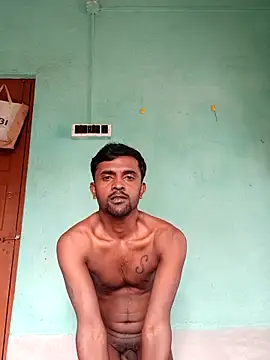 Snapshot of ShinuRoy chatting on 10-08-25, 05:31 ShinuRoy online show from 10-08-25, 05:31