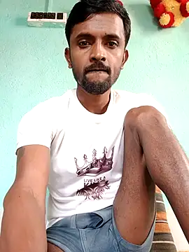 Snapshot of ShinuRoy chatting on 10-16-25, 08:55 ShinuRoy online show from 10-16-25, 08:55