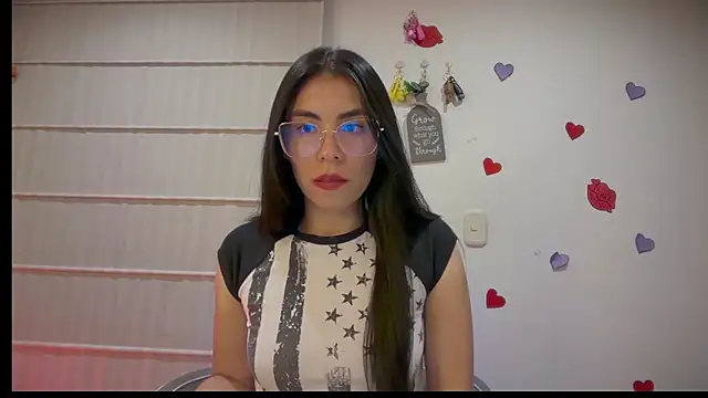 Snapshot of sasha_jonne chatting on 07-05-26, 01:21 sasha jonne online show from 07-05-26, 01:21