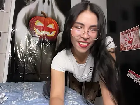 sasha jonne online show from 10-16-25, 12:19