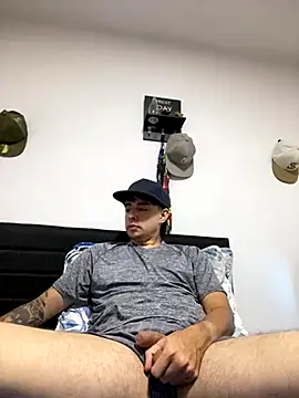 Jaguer2213 online show from 10-04-25, 02:46