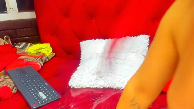 teilor dreamse online show from 11-28-25, 09:53