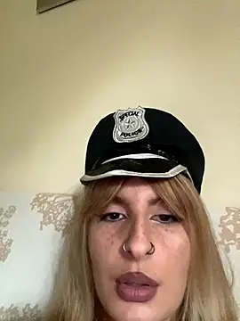 Sexy Bulgarian woman online show from 10-31-25, 08:33