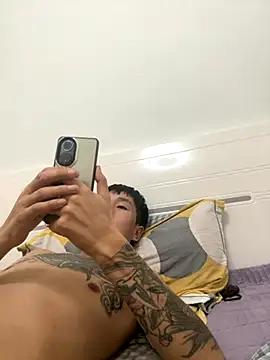 Snapshot of YJBJ258258 chatting on 11-09-25, 12:53 YJBJ258258 online show from 11-09-25, 12:53