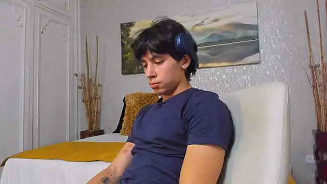 Tyler durten online show from 11-28-25, 03:17