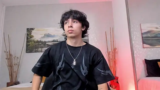 Snapshot of Tyler_durten chatting on 02-10-26, 03:16 Tyler durten online show from 02-10-26, 03:16